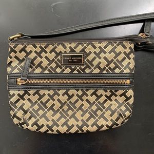 Tommy Hilfiger Crossbody Purse